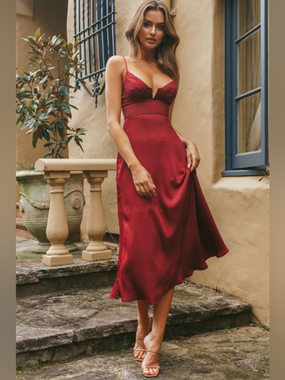 Selfie Leslie Lake Como Fitted Bodice Cami Strap Midi Dress‎ Cherry Large NWT - Picture 3 of 8